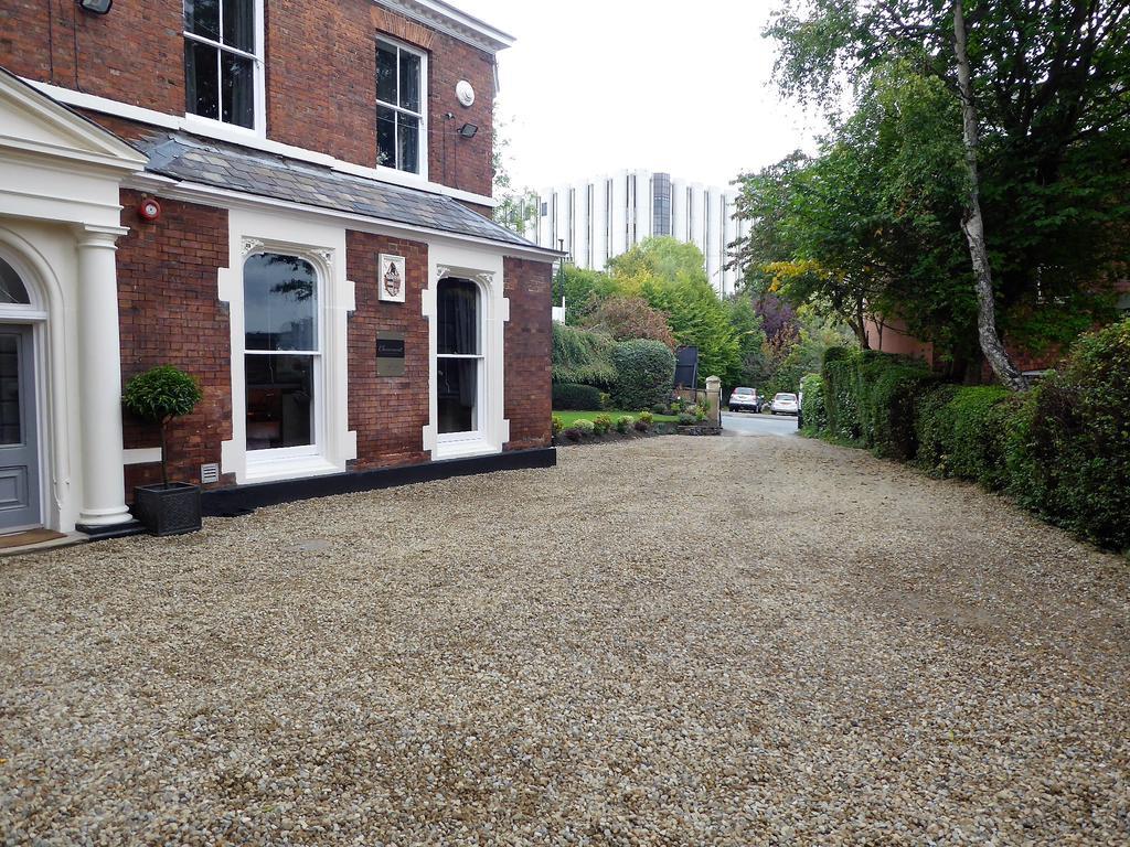The Thoresby At Claremont Serviced Apartments Лийдс Екстериор снимка